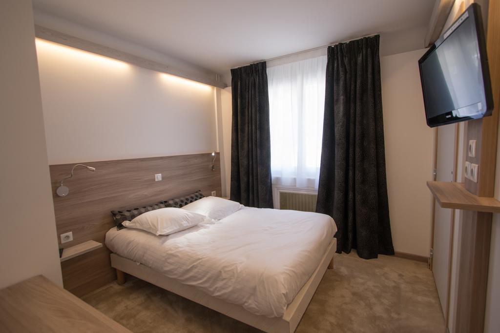 Hotel Les Voyageurs Modane Rum bild