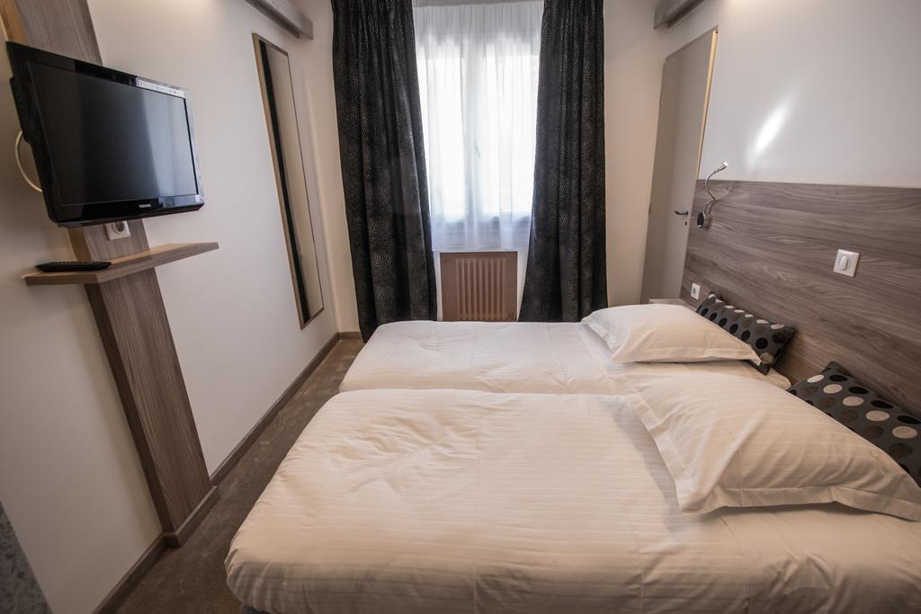 Hotel Les Voyageurs Modane Rum bild